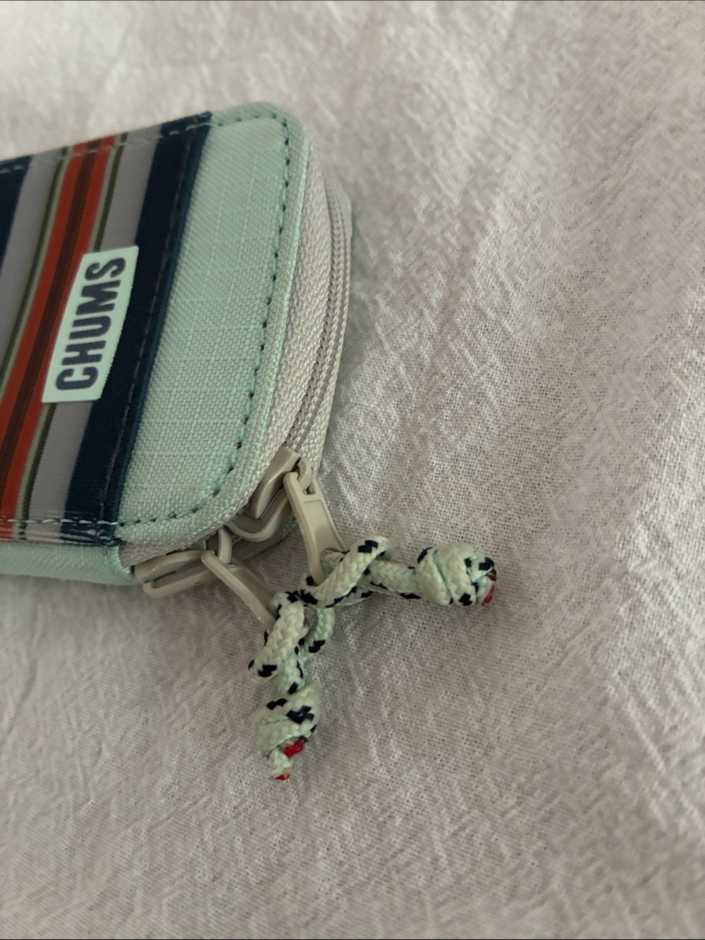 Chums Reversi Wallet - Picture 5 of 5